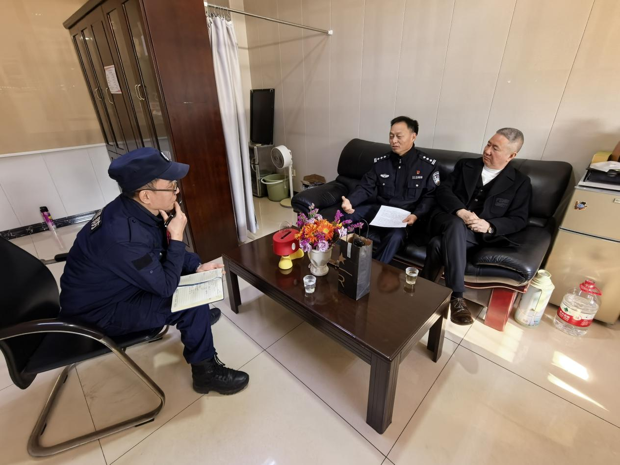 钱江商城两全推动2026年警务安保工作 多方联动筑牢坚实安全防线。